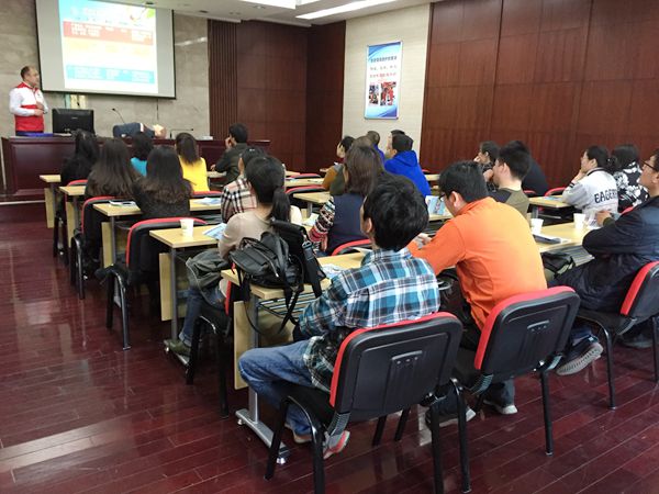 家庭急救课 市民免费学.jpg